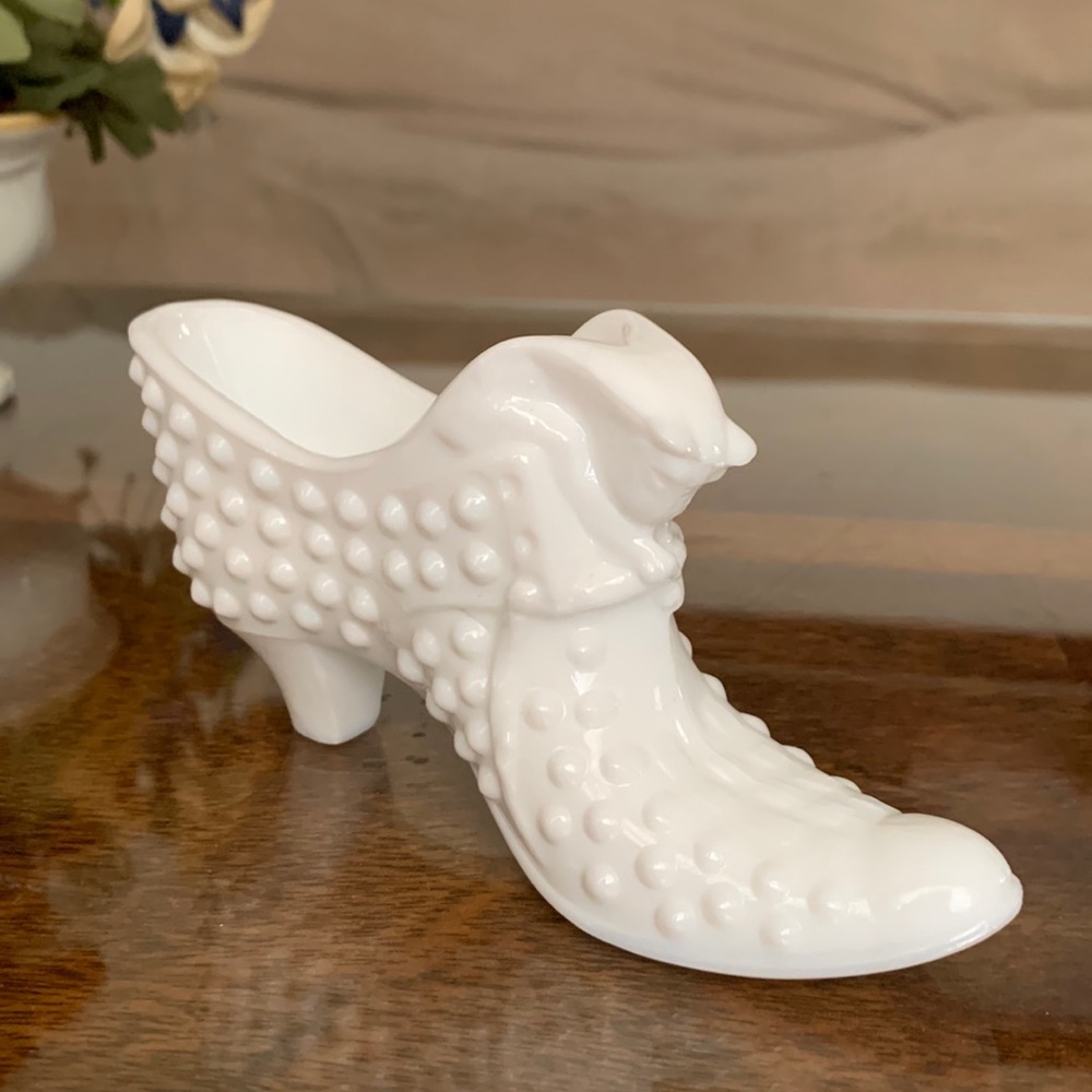 Vintage Fenton White Milk Glass Hobnail Shoe Slipper Cat Head MCM Midcentury